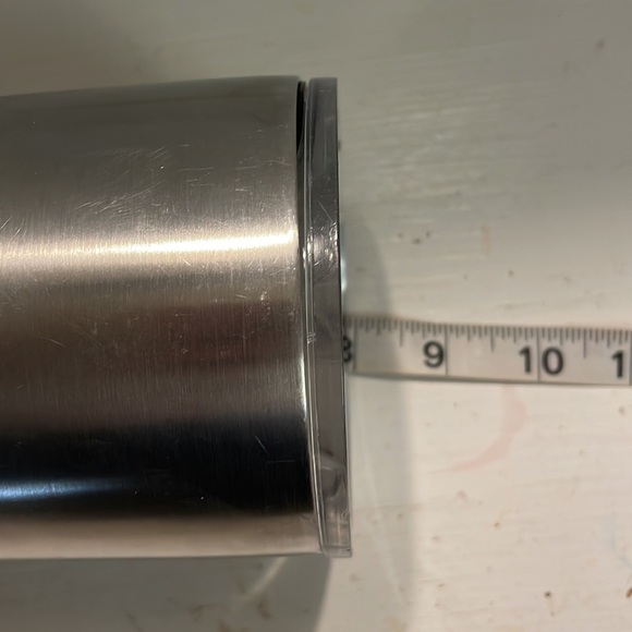 Arctic Silver 32 ounce stainless steel silver insulated travel tumbler with lid - Picture 11 of 13